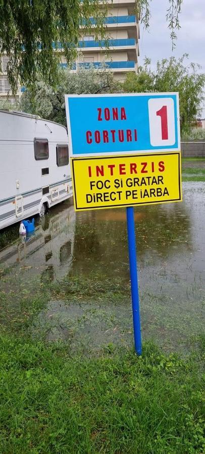 Camping Aviator, Numai Teren, Campare Pentru Rulote Autorulote Personale, Campingul Nu Are Rulote !!! בוסטאני מראה חיצוני תמונה
